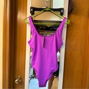 SKIMS - Scoop Neck One Piece Swim